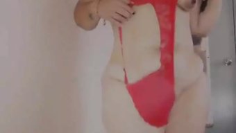 Büyük B Ve Büyük Kalçalar Amatör Erotik Videoda Yaramaz Oluyor