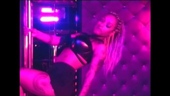 Sertcore Fahişe - Ewa Kardeşin Yarı Götlü Porno Videosu