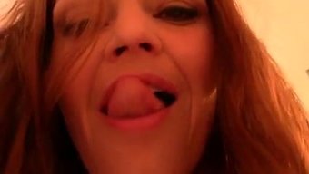 Olgun Kadınlar Ve Porno Yıldızları Ev Yapımı Orgazmların Tadını Çıkarıyorlar