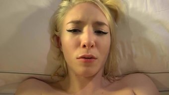 Sarışın Bomba Pov Creampie Alıyor
