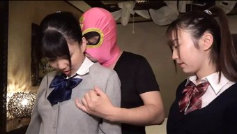 Pov Videosunda Genç (18+) Cosplay Ve Mastürbasyon