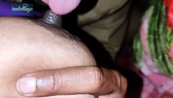 18 Yaşındaki Hint Bhabhi'Nin Inanılmaz Göğüsleri Ve Sakso Becerileri Güneşte Videoda