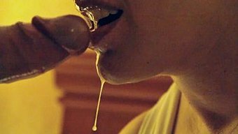 Sophie Dee Ve Alexis Texas, Bir Latin Milf Ile Sıcak Bir Üçlü Paylaşıyorlar