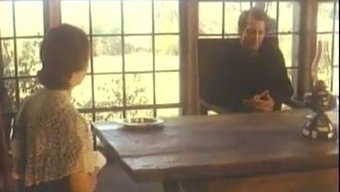 Miss Jones'Un Klasik Erotikasını 1972'De Deneyimleyin
