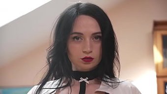 Nick, Yaramaz Sekreterini Sert Anal Castingde Cezalandırıyor