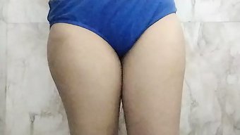 Üniversite Kızları Hint Porno Videosunda Büyükanneyle Yaramaz Oluyor