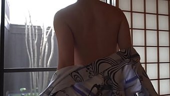 Lezzetli Bir Çilek Ziyafetiyle Arzularınızı Tatmin Edin