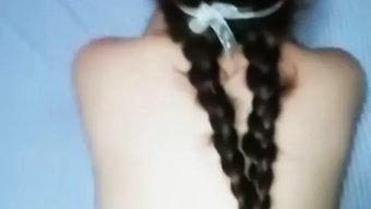 Büyük Popolu Genç Milf Arkadan Beceriliyor