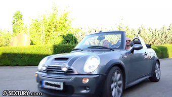 Stacy Bloom Ve Veronica Leal, Anal Eylemle Vahşi Bir Üçlüde