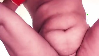 Hint Teyze, Fantezi Dolu Bdsm Fantezilerini Sıcak Bir Videoda Keşfediyor