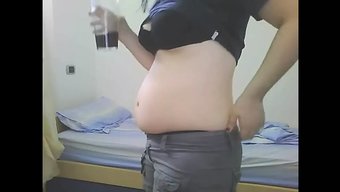 Mentos Ve Coca-Cola, Webcam'De Vahşi Bir Bdsm Orgisine Yakıt Katıyorlar