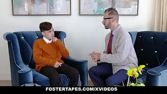 Sperm Bağışçısı Juan, Dee Williams Ile Aile Videosunda Seks Yapıyor