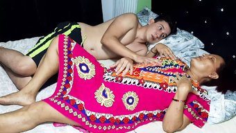 Genç Bir Adam, 50 Artı Milf'In Amının Zevkine Dalıyor