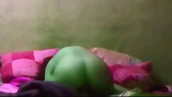Sandra'Nın Anal Seks Sırasında Orgazm Çığlıkları