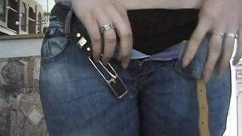 Genç Julia'Nın El Işi Yaptığı Ve Penis Yediği Pov Videosu
