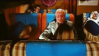 Sıcak Fransız Lezbiyenlerle Retro Seks