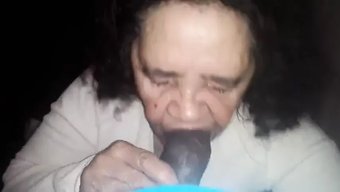 Cougar Milf Amatör Videoda Büyük Siyah Yarrağıyla Doluyor
