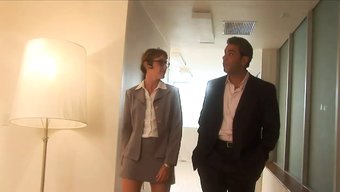 Jenaveve Jolie Ve Cody Milo, Çarpıcı Bir Lezbiyen Çift, Cinsel Arzularını Keşfediyorlar