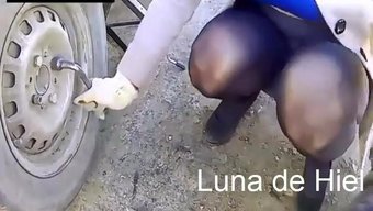 Bir Erkeğin Külotlu Çorap Ve Aşağılama Giyen Kadınlara Olan Kişisel Tercihi