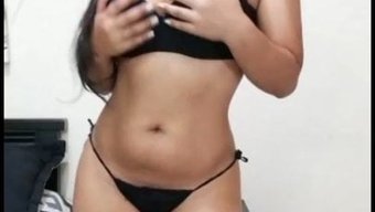 Latina Bebek 60 Fps Videoda Amını Tangoluyor
