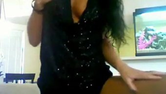 Brianna Frost'Un Web Kamerası Videosu, Anal Oyun Sevgisini Sergiliyor