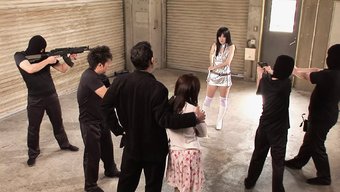Japon Porno Videosunda Yoğun Derin Boğaz Ve Kadın Boşalması
