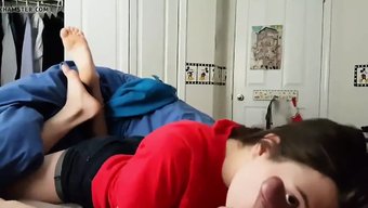 Blowjob Kraliçesi Pov Modunda Sakso Çekiyor