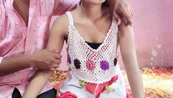 Genç Amatör, Üvey Kardeşi Tarafından Acımasızca Sikişiyor Ve Içine Boşalıyor