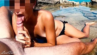 Azgın Genç, Rastgele Bir Karşılaşmadan Sonra Içine Boşalma Alıyor