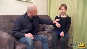 Ev Yapımı Cowgirl Alice Klay, Bir Koleksiyoncu Tarafından Beceriliyor