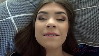 Winter Jade'In Samimi Anlarının Ve Creampie'Sinin Ev Yapımı Videosu