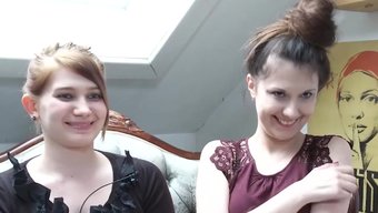 Ina, Maria'Nın Ayak Fetişiyle Ilk Kez Lezbiyen Zevk Yaşar.