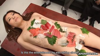 18+ Sushi Kız Ofis Grup Seksinde Merkez Sahneye Çıktı