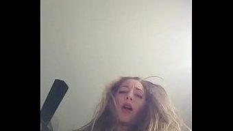 Amatör Carly'Nin Ilk Kez Mastürbasyon Videosu