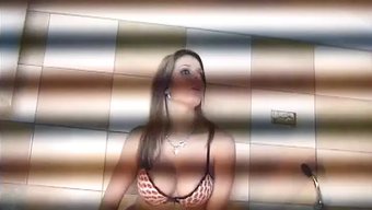 Doğal Güzellik Monika, Tek Başına Mastürbasyona Dalıyor