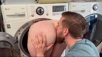 Steve Rickz'In Sıkışmış Üvey Annesiyle Vahşi Karşılaşmasının Amatör Videosu