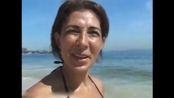 Seksi Brezilyalı Milf, Tutkulu Bir Seksle Romantik Bir Kaçamak Yapıyor
