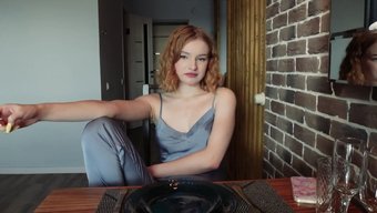 Kiranı Ödemezsen, Bana Amını Ver; Bu Cesur Talep, Sert Ve Ateşli Rus Erotik Model Diana Rider’ın Cesur Ve Hardcore Tarzından Ilham Alıyor. En Sert Videolarında Olduğu Gibi, Bu Başlıkta Da Performanslarına Kattığı O Ham, Utanmaz Enerji Var; Diana Sınırları Zorlamaktan Ve Doğal Güzellikleriyle Oynamaktan Hiç Çekinmiyor.