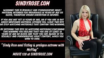 Sindy Rose'Un Bu Yoğun Anal Fisting Videosunda Kendini Çift Yumrukla Izle