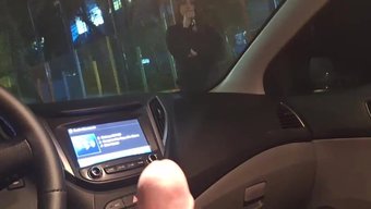 Kirli Bir Amatör, Kirli Konuşmalar Ve El Işi Yapıyor