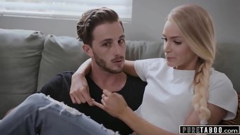 Olgun Milf Ve Genç Kız Erkek Arkadaşlarıyla Üçlü Paylaşıyorlar